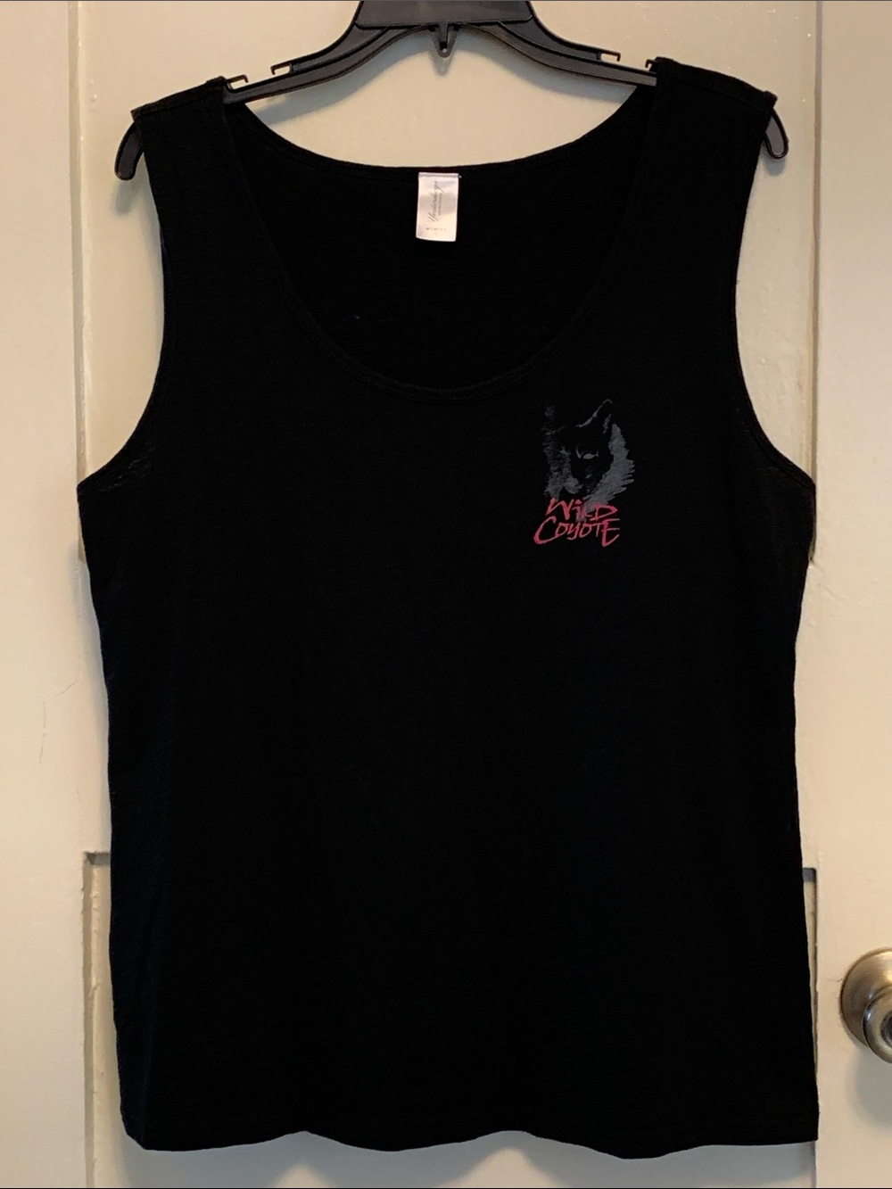 Yesterdays Sportswear Wild Coyote House Of Reds Sleeveless Graphic T-shirt